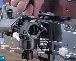 Revisionare il carburatore di un piccolo motore Briggs and Stratton