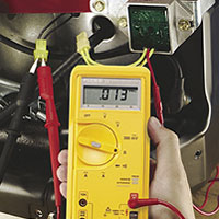 Systeme De Charge Batterie Et Alternateur De Petit Moteur