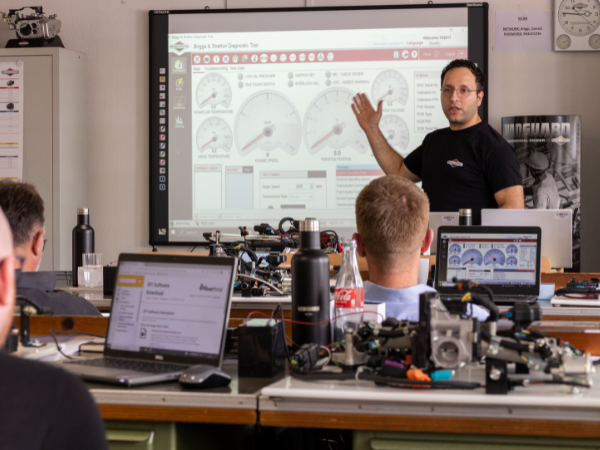Training-page-header-mobile